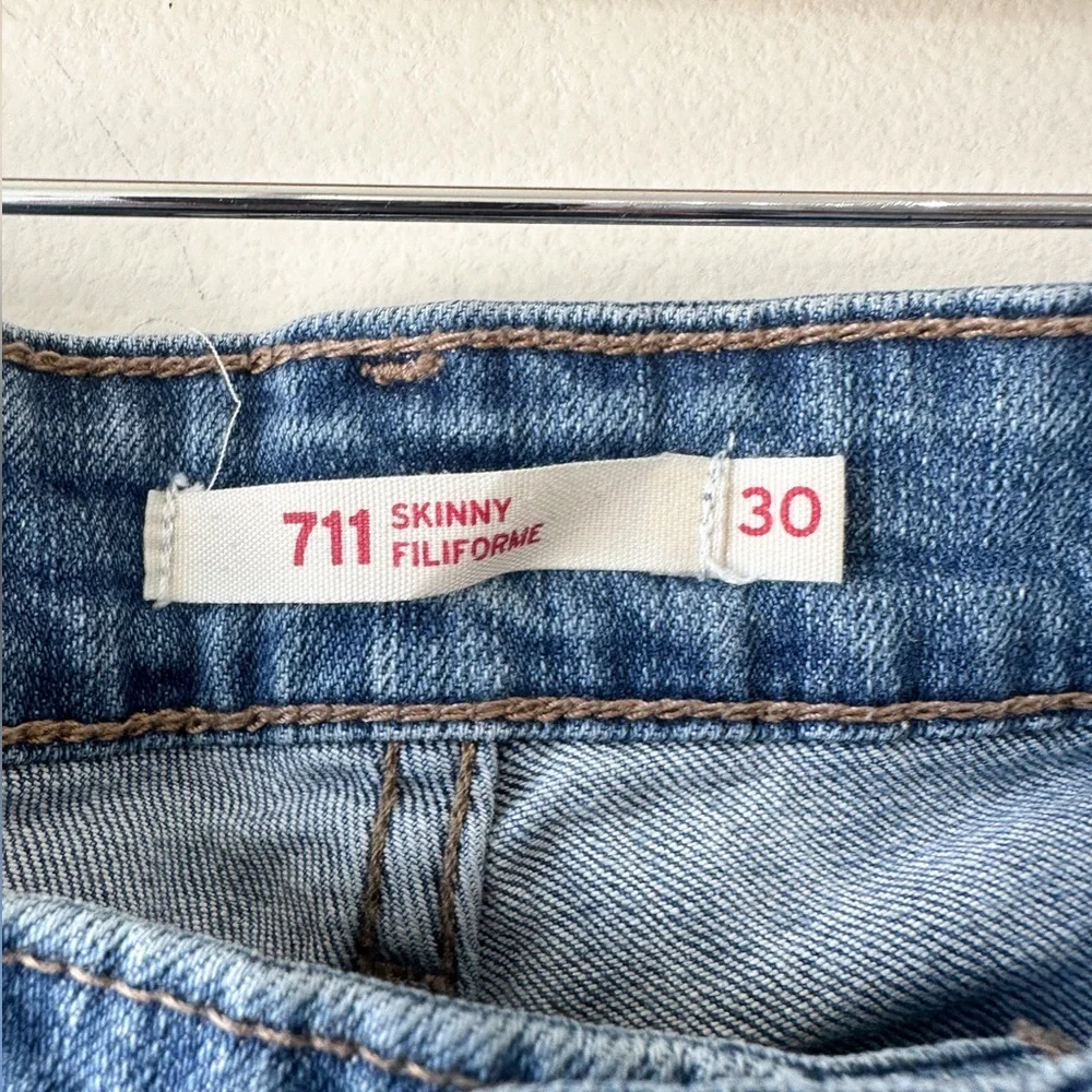 Levi 711 Skinny Denim Jeans - Mid Wash Blue / Size 30 - Picture 2 of 10